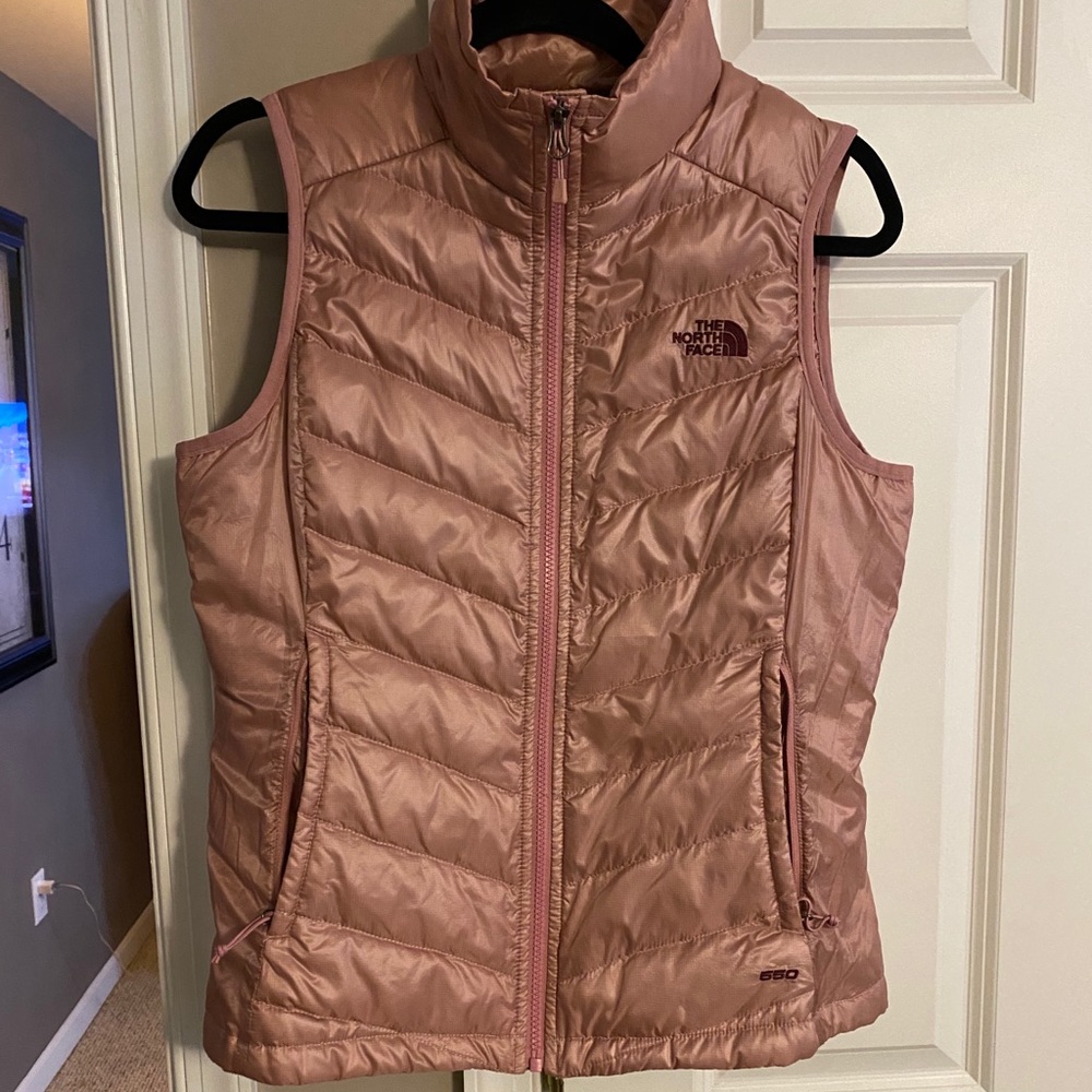 The North Face Womans Down 550 Vest Size Medium